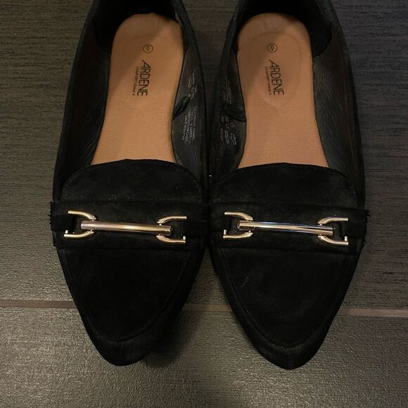 3/$25 Ardene Pointed Flats - Picture 4 of 4